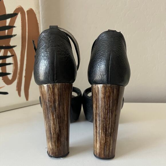 Brunello Cucinelli Black Leather Platform Block Heel Peep T-Strap Sandals 40.5 - Picture 5 of 13